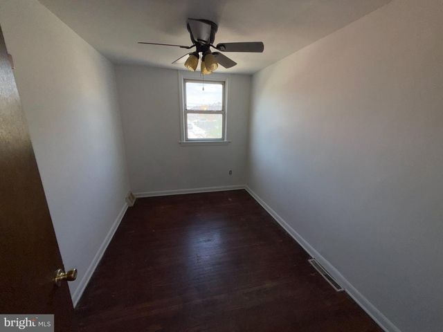 122 HAMILTON ST, Norristown, PA 19401