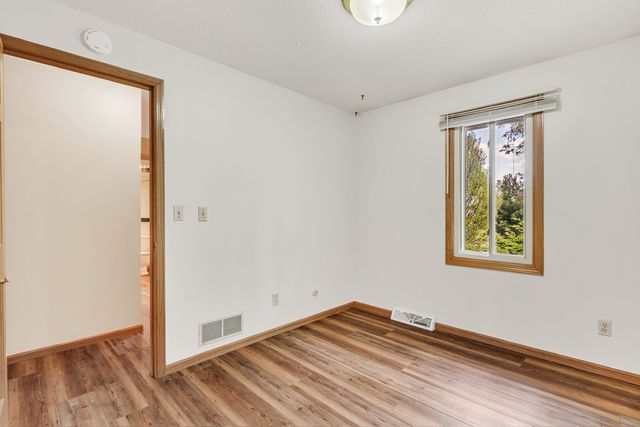 3470 Johnathan Avenue, Bettendorf, IA 52722