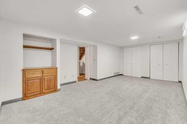 3470 Johnathan Avenue, Bettendorf, IA 52722