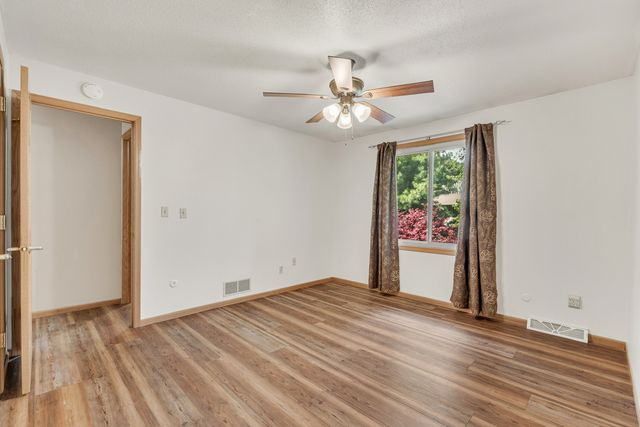 3470 Johnathan Avenue, Bettendorf, IA 52722