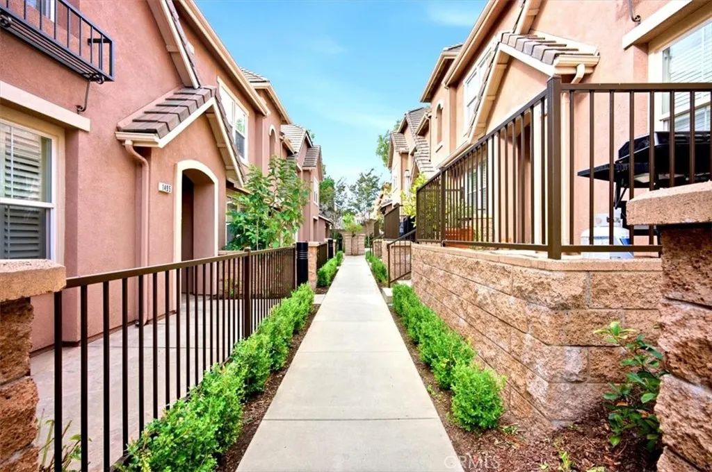 1503 Florence Court, Upland, CA 91786