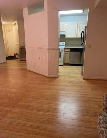 2233 S Huron Parkway Unit: 2, Ann Arbor, MI 48104