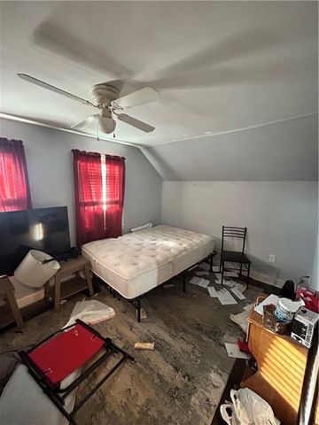 1116 Saint Clair St, Derry Twp, PA 15650