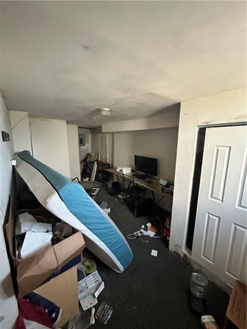 1116 Saint Clair St, Derry Twp, PA 15650