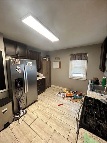 1116 Saint Clair St, Derry Twp, PA 15650