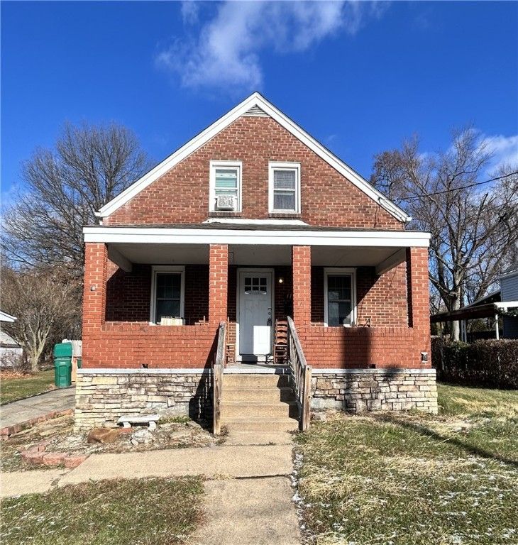 1116 Saint Clair St, Derry Twp, PA 15650