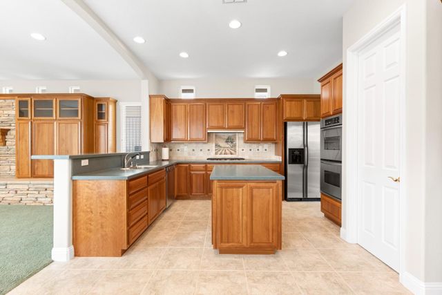 4027 Royal Troon Dr, El Dorado Hills, CA 95762
