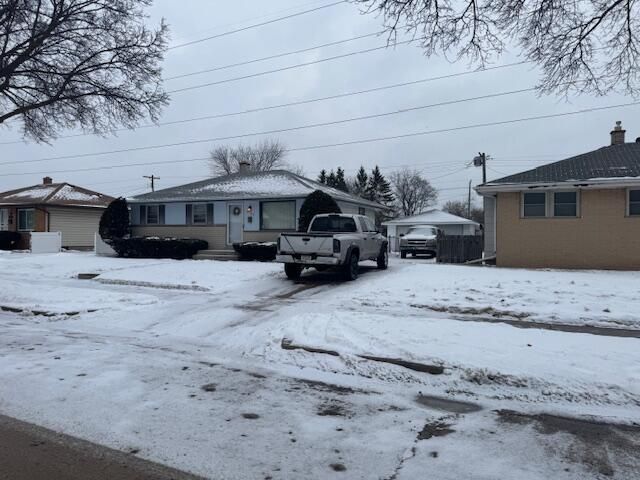 6708 N 74th STREET, Milwaukee, WI 53223