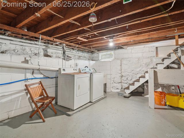 216 Bush Street, Howell, MI 48843