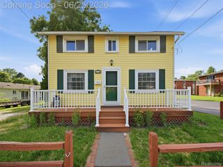 216 Bush Street, Howell, MI 48843