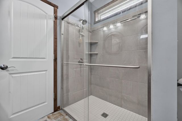 31473 Marvin Avenue, Lindstrom, MN 55045