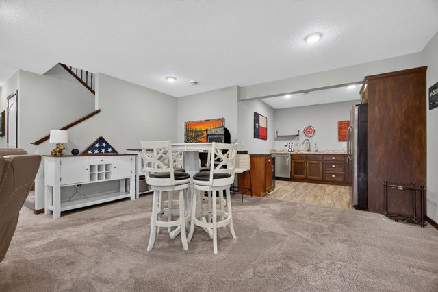 31473 Marvin Avenue, Lindstrom, MN 55045
