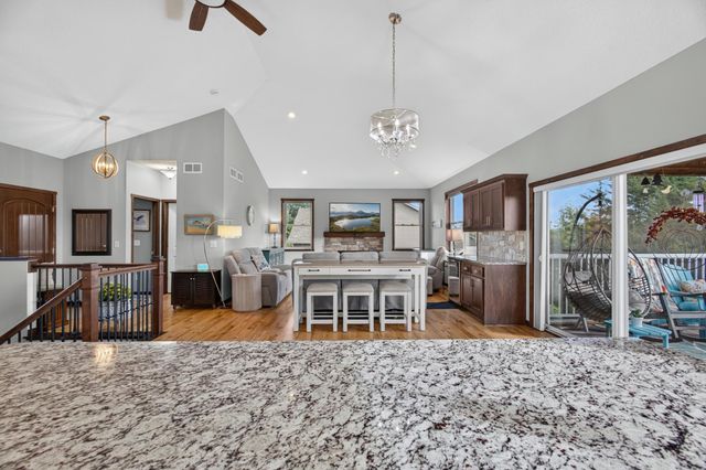 31473 Marvin Avenue, Lindstrom, MN 55045