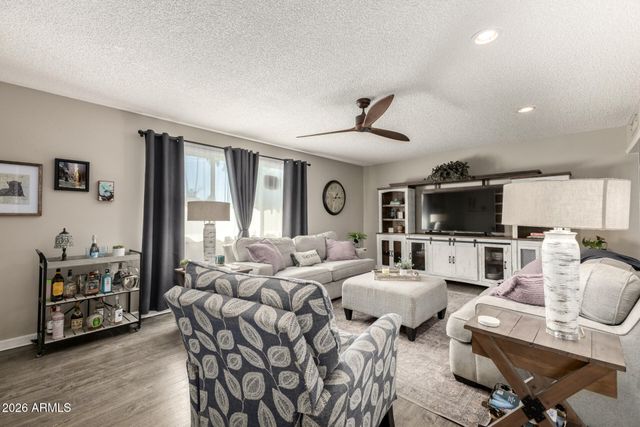 1649 W LOMA Lane, Phoenix, AZ 85021