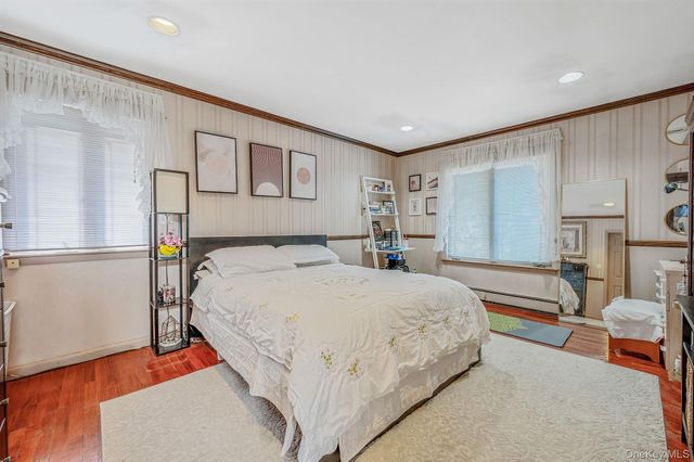 61 Southgate Road, Valley Stream, NY 11581