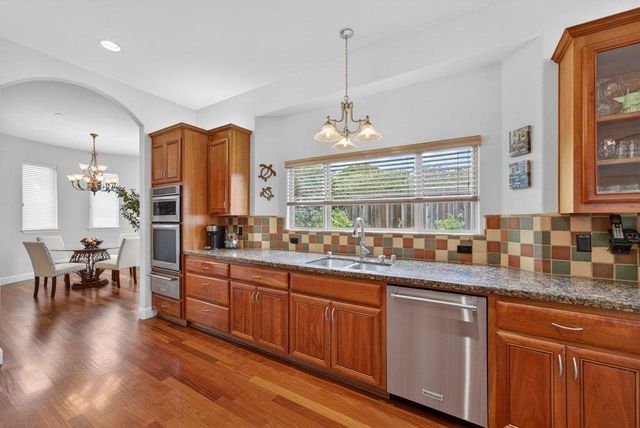 13140 Heritage Circle, Royal Oaks, CA 95076