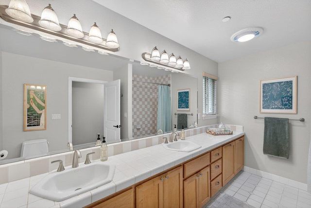 13140 Heritage Circle, Royal Oaks, CA 95076
