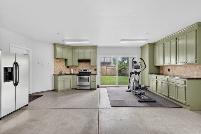 13140 Heritage Circle, Royal Oaks, CA 95076