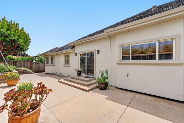 13140 Heritage Circle, Royal Oaks, CA 95076