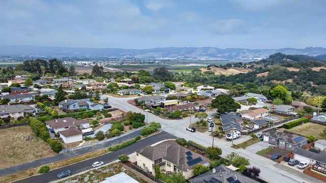 13140 Heritage Circle, Royal Oaks, CA 95076
