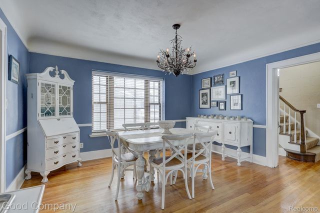 18930 Hillcrest Street, Beverly Hills Village, MI 48025