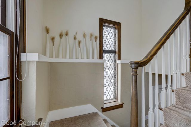 18930 Hillcrest Street, Beverly Hills Village, MI 48025