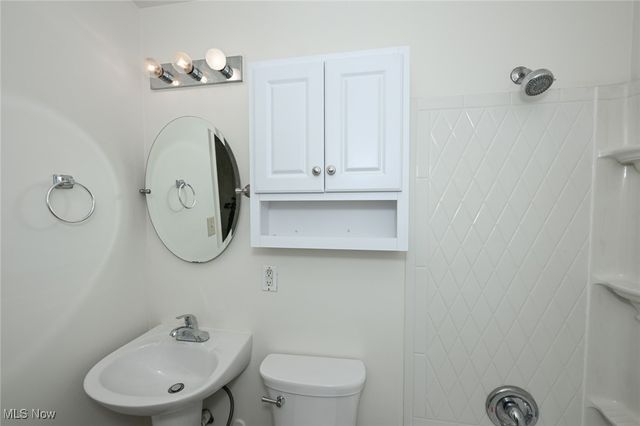 34 Zeller Court, Berea, OH 44017