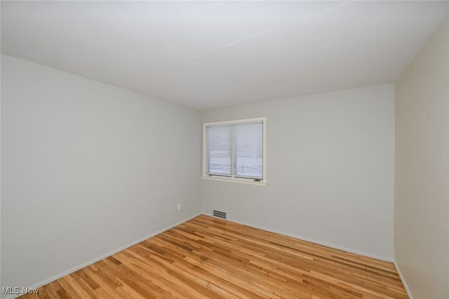 34 Zeller Court, Berea, OH 44017