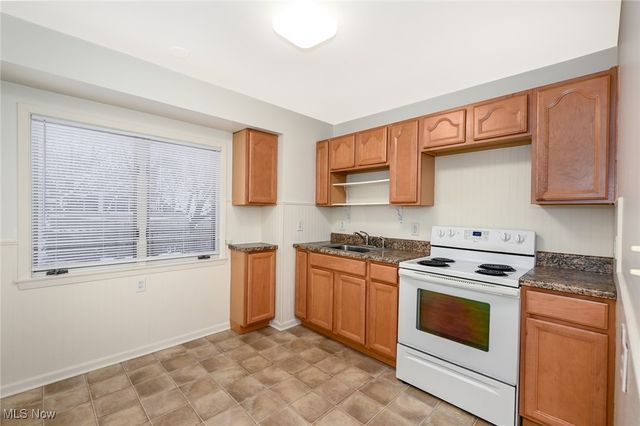 34 Zeller Court, Berea, OH 44017