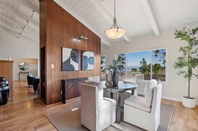 3 Sommerset Rise, Monterey, CA 93940