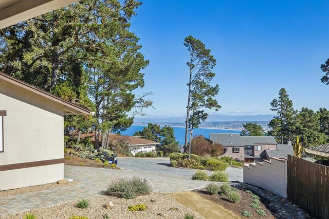 3 Sommerset Rise, Monterey, CA 93940