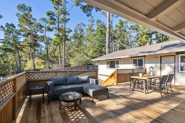 3 Sommerset Rise, Monterey, CA 93940