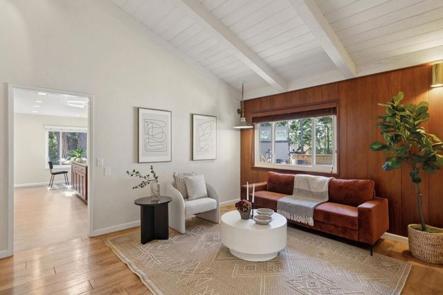 3 Sommerset Rise, Monterey, CA 93940