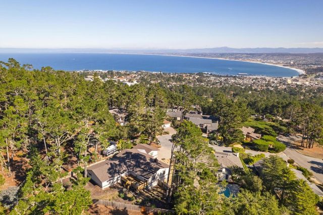 3 Sommerset Rise, Monterey, CA 93940