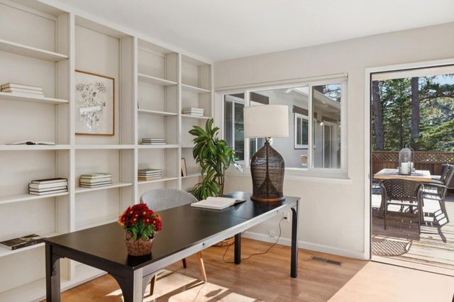 3 Sommerset Rise, Monterey, CA 93940