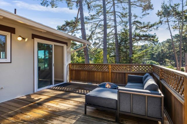 3 Sommerset Rise, Monterey, CA 93940