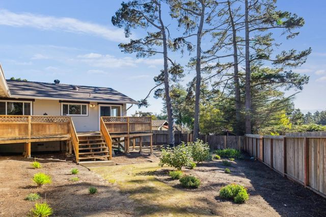 3 Sommerset Rise, Monterey, CA 93940