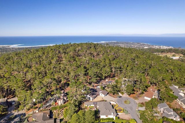 3 Sommerset Rise, Monterey, CA 93940