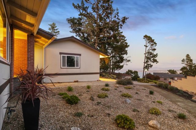 3 Sommerset Rise, Monterey, CA 93940