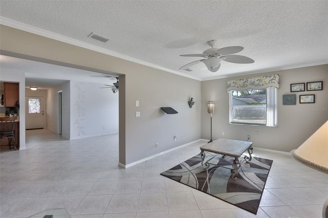 2035 HAMPSTEAD CIRCLE, Sun City Center, FL 33573