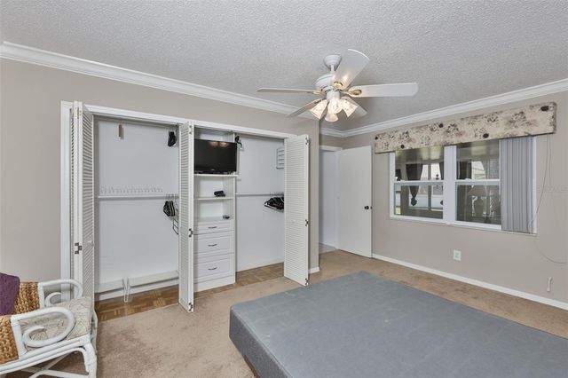 2035 HAMPSTEAD CIRCLE, Sun City Center, FL 33573