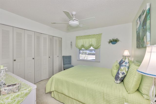 2035 HAMPSTEAD CIRCLE, Sun City Center, FL 33573