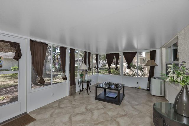 2035 HAMPSTEAD CIRCLE, Sun City Center, FL 33573