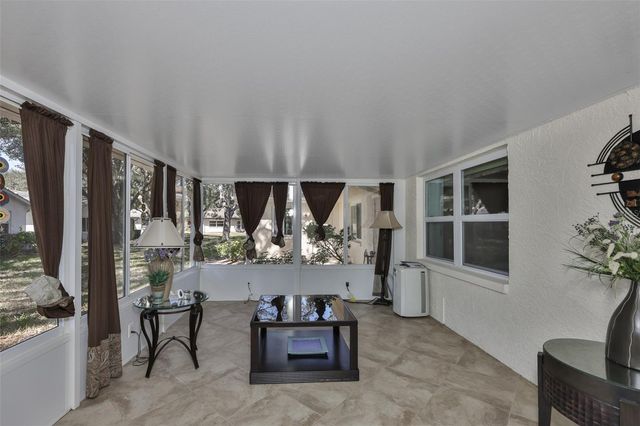 2035 HAMPSTEAD CIRCLE, Sun City Center, FL 33573