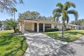 2035 HAMPSTEAD CIRCLE, Sun City Center, FL 33573