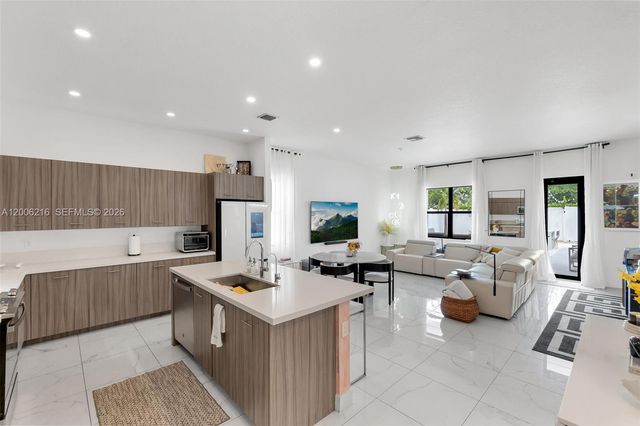 4363 SW 173rd Ave, Miramar, FL 33029