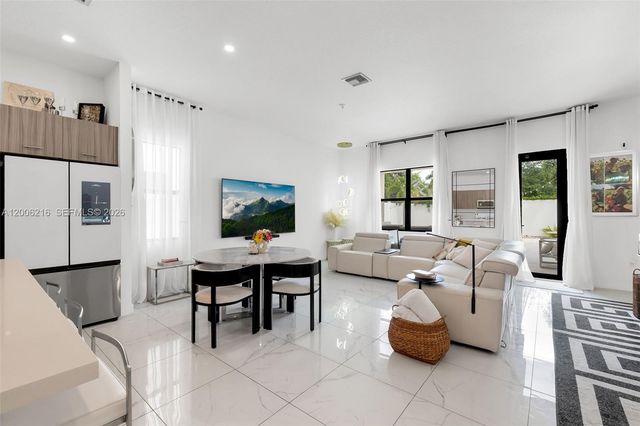 4363 SW 173rd Ave, Miramar, FL 33029