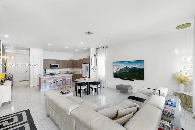 4363 SW 173rd Ave, Miramar, FL 33029