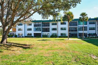 1747 Pebble Beach DR 302, Fort Myers, FL 33907