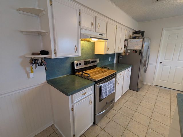 219 Hill Drive, Liberty, TX 77575